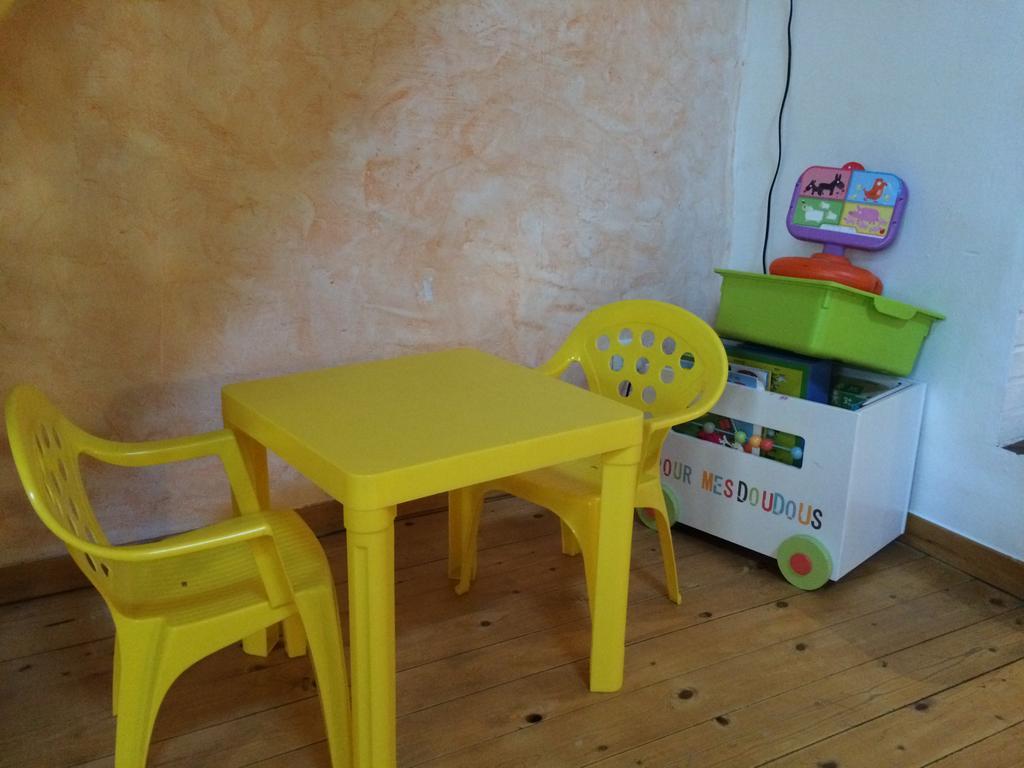 Duplex Avec Terrasse Tropezienne Lejlighed Pézenas Eksteriør billede